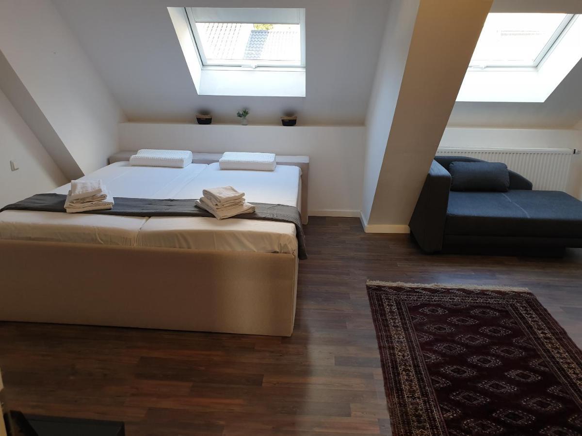Nilos Apartment Diez Exteriör bild